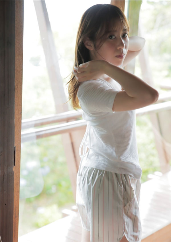 伊达さゆり写真集《Sparkling Smile》高清全本[51P]