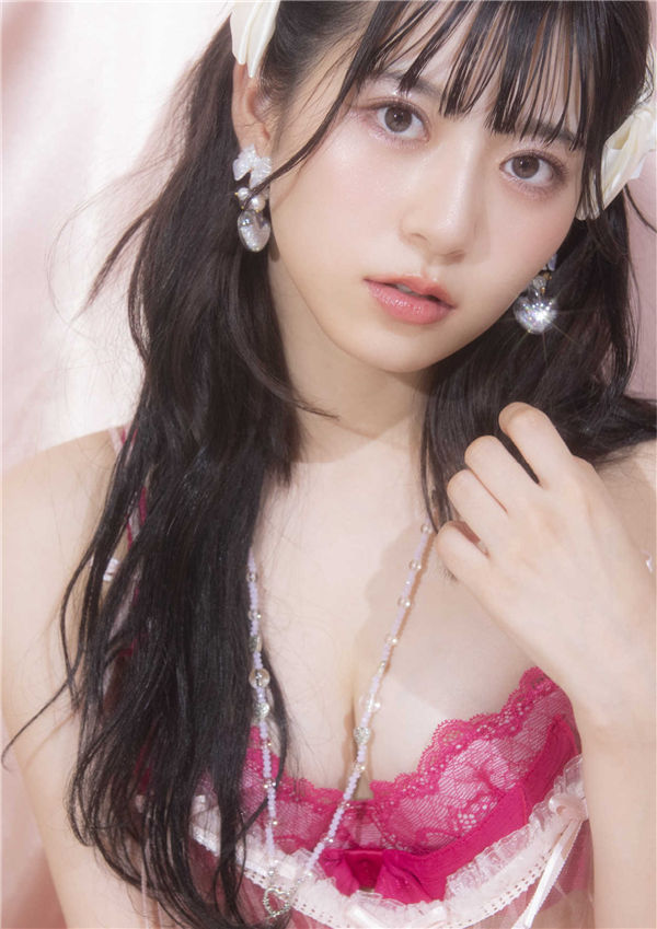 月足天音写真集《amane》高清全本[47P]