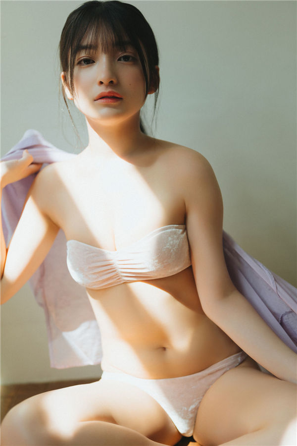 蛭田爱梨写真集《危ないラストティーン　ｖｏｌ．１》高清全本[79P]