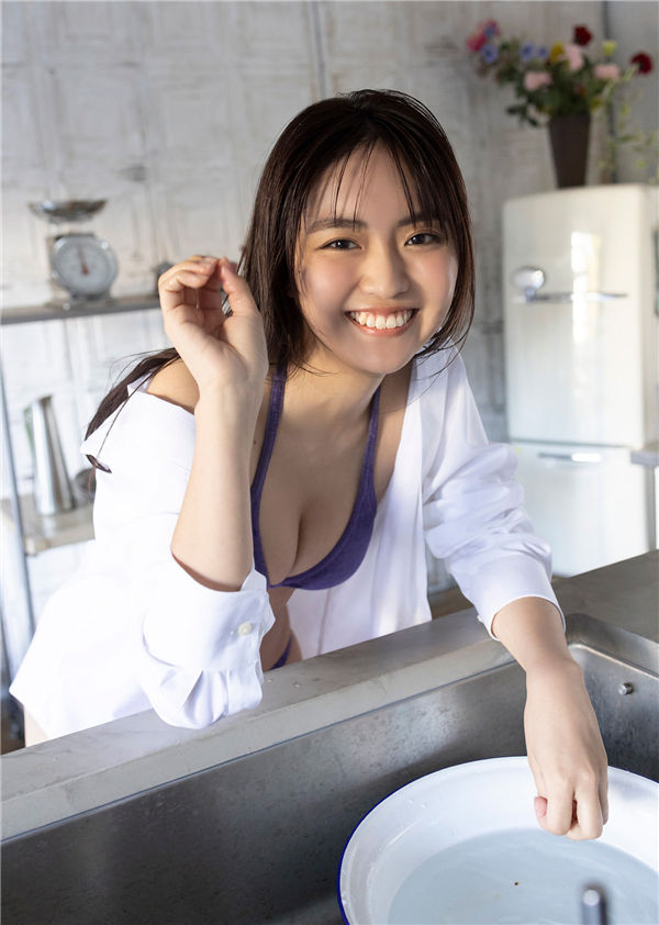 丰田露娜写真集《朝の月、真昼の月》高清全本[79P]