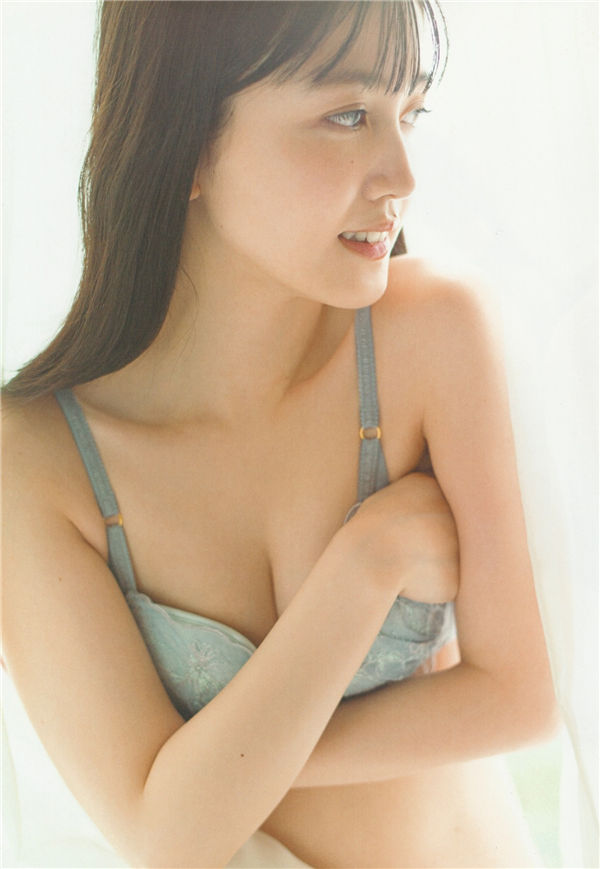 久保史绪里1ST写真集《交差点》高清全本[152P]