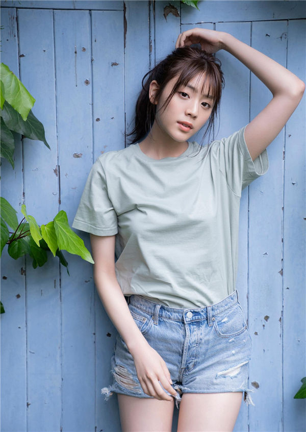 贵岛明日香写真集《Smile Tomorrow》高清全本[50P]