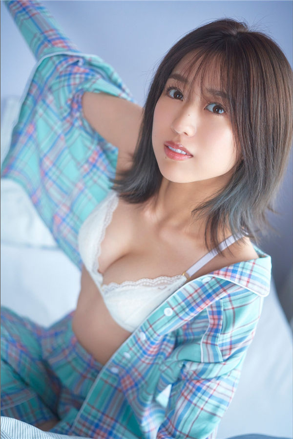 筱崎彩奈写真集《その日のあやなん》高清全本[56P]