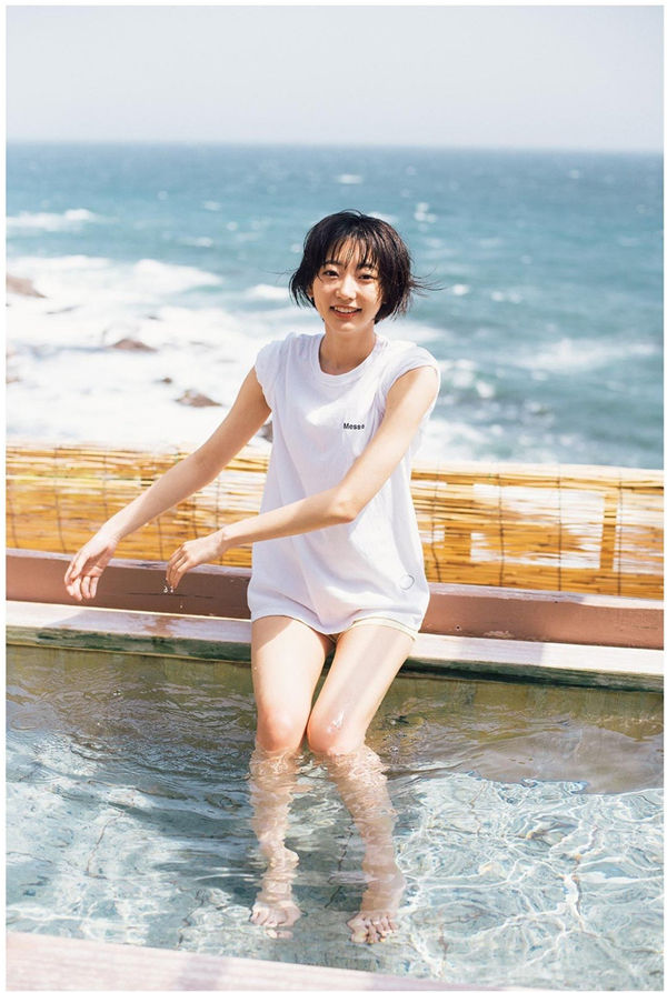 武田玲奈写真集《Rubeus》高清全本[112P]