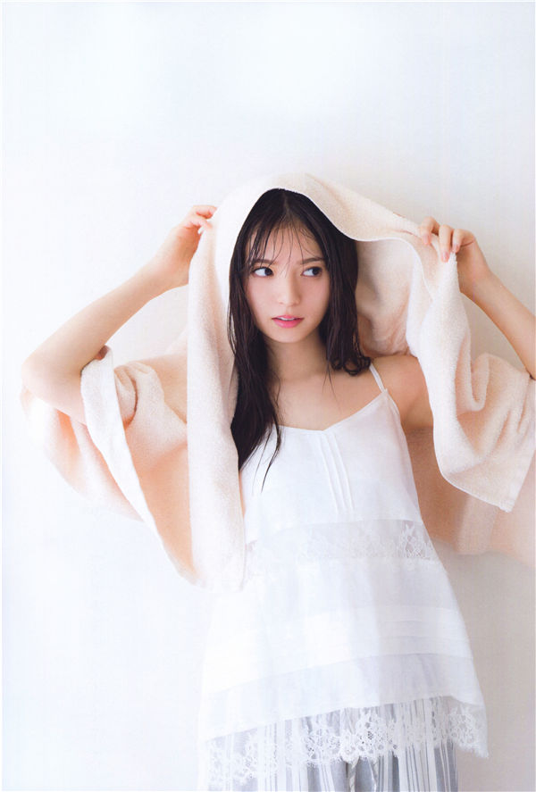 斋藤飞鸟写真集《WHITE graph 004 2020.11.26》高清全本[48P]