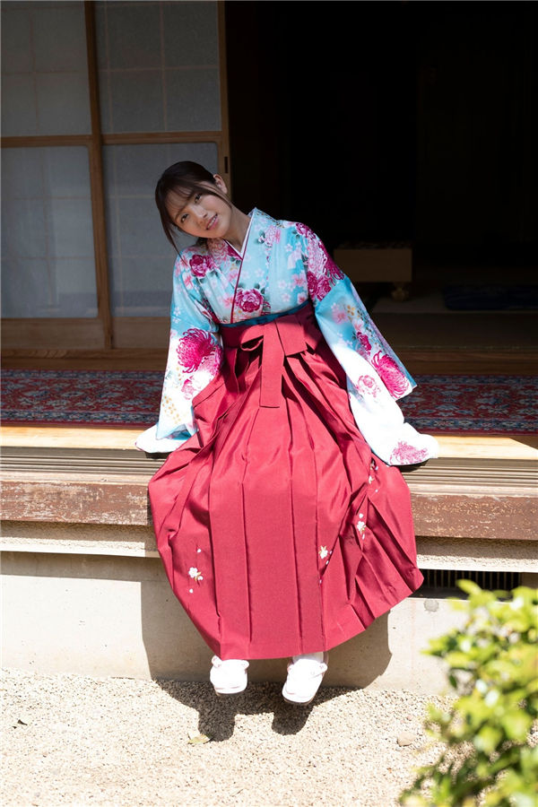 大和田南那写真集《彼女の一手で詰められて……》高清全本[64P]