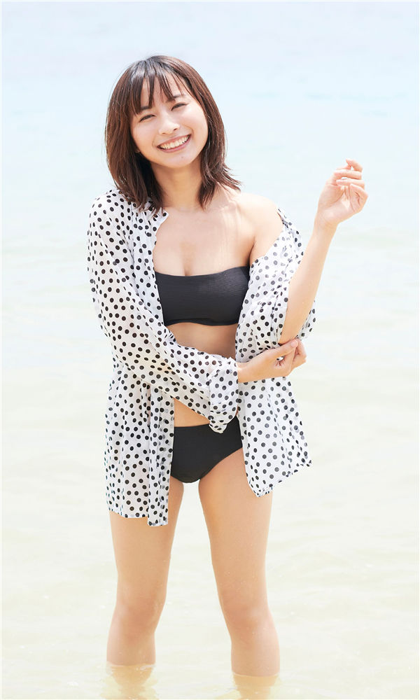 龙梦柔写真集《『中国のシンデレラ』、衝撃の初登場！》高清全本[51P]