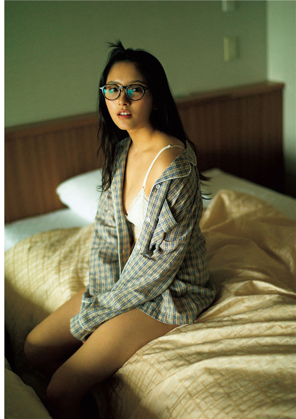 大和田南那写真集《Private》高清全本[104P]