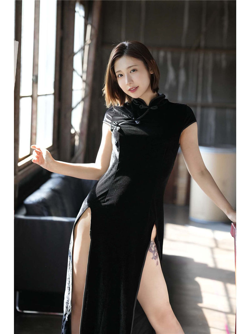 水湊みお写真集《恋はみお色》高清全本[56P]