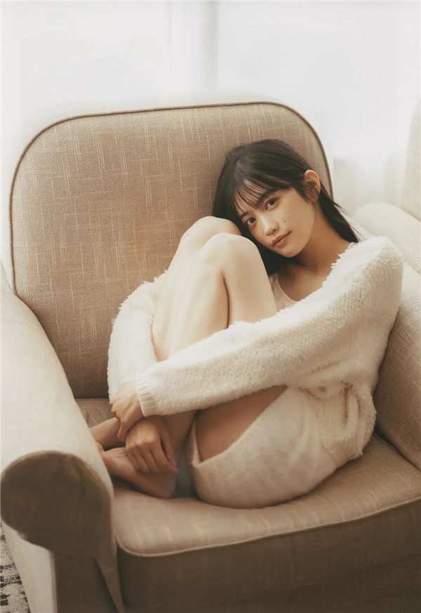 小泉萌香1ST写真集《きみやすみ》高清全本[123P]