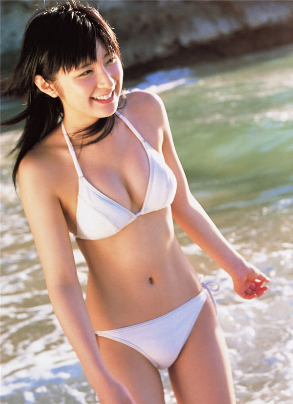 仲村美宇写真集《Miuのうた》高清全本[93P]