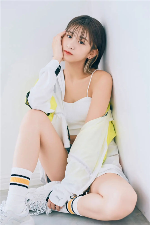 金子みゆ写真集《WHITE graph デジタル写真集》高清全本[64P]