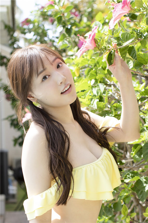 谱久村圣写真集《[Hello! Project Digital Books] Vol.202 Mizuki Fukumura 譜久村聖》高清全本[101P]