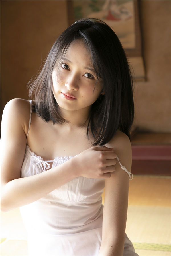 森户知沙希写真集《[Hello! Project Digital Books] Vol.206 Chisaki Morito 森戸知沙希》高清全本[101P]