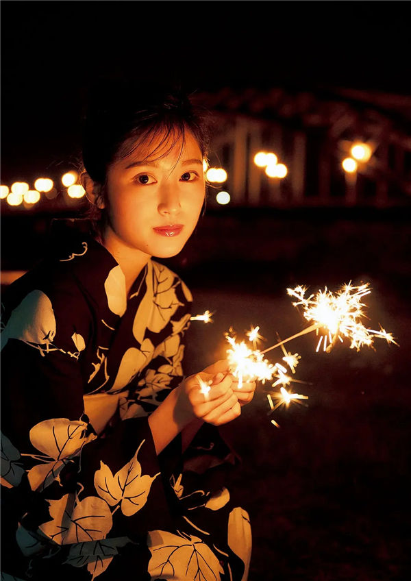 福本莉子写真集《Grace》高清全本[153P]