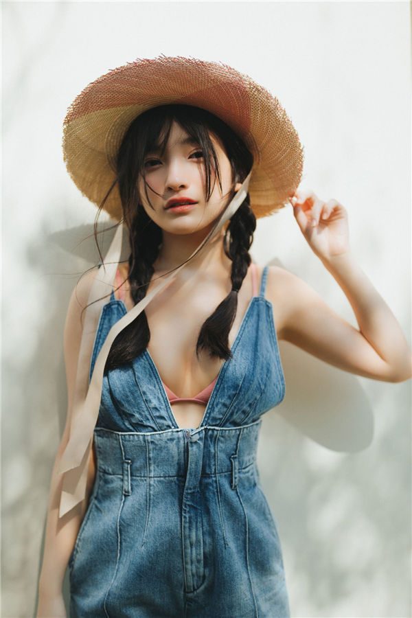 蛭田爱梨写真集《危ないラストティーン　ｖｏｌ．１》高清全本[79P]