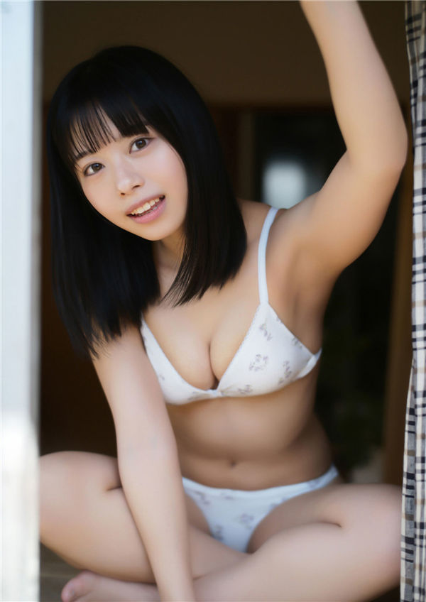 峰岛こまき写真集《いつだってデート日和》高清全本[48P]