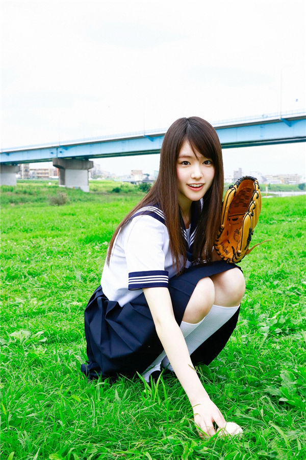 唐田英里佳写真集《[YS Web] 2016年10月号 Vol.720 Erika Karata 唐田えりか》高清全本[90P]