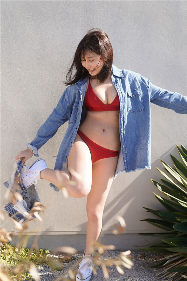 松下玲绪菜写真集《素肌で、旅立ち》高清全本[109P]