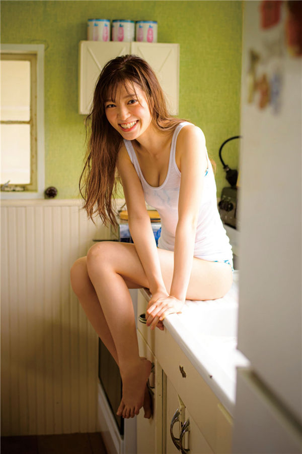 岩本爱未写真集《19岁》高清全本[101P]