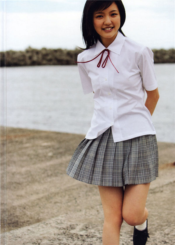 真野惠里菜写真集《天国のドア》高清全本[83P]