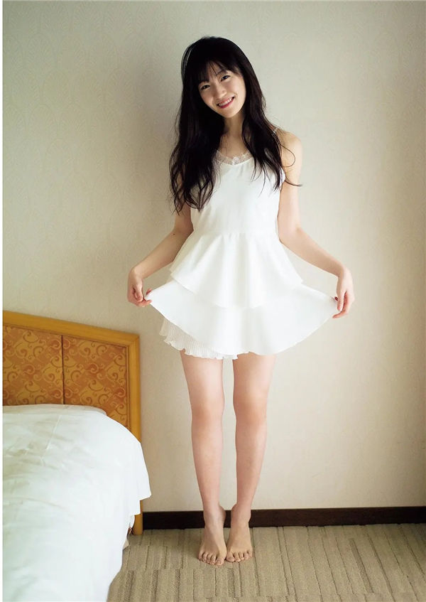 前岛亚美写真集《白群》高清全本[101P]