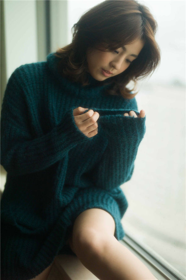 柳百合菜写真集《揺れる想い。》高清全本[63P]