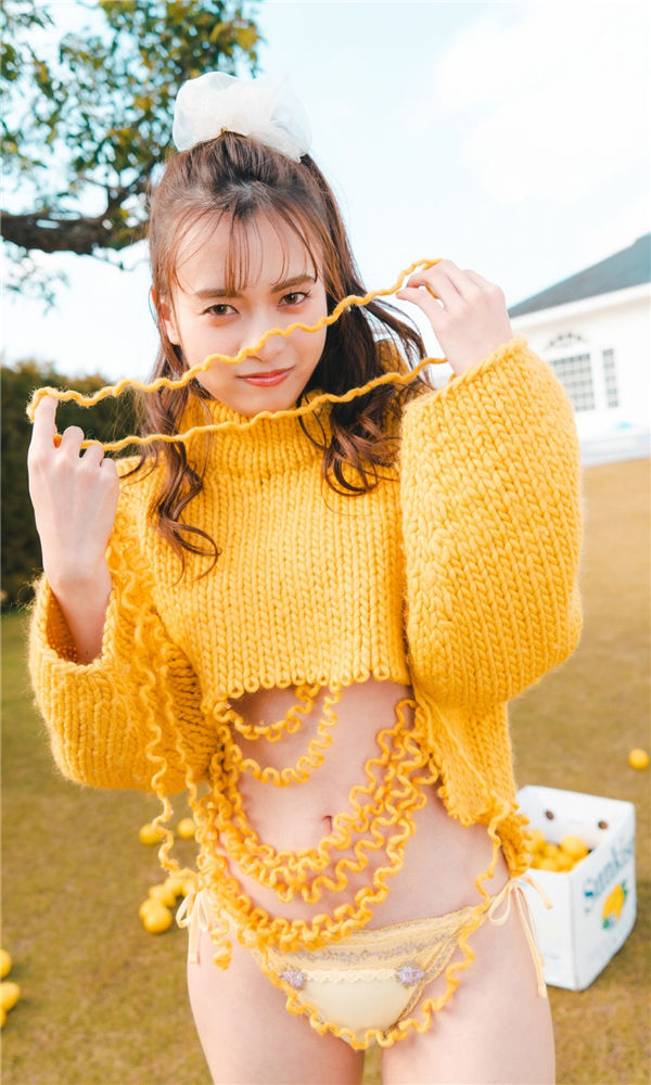 新条由芽写真集《Over the Green》高清全本[45P]