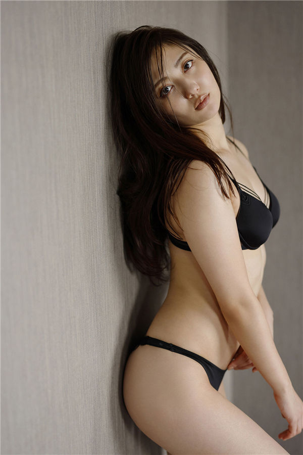 奥山和纱写真集《密会スイートルーム》高清全本[101P]