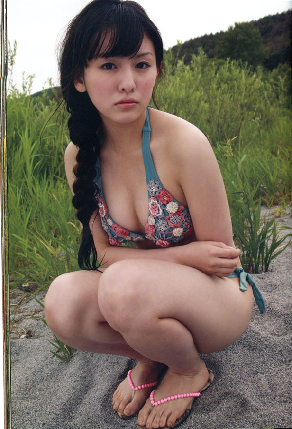 菅谷梨沙子写真集《梨想》高清全本[90P]
