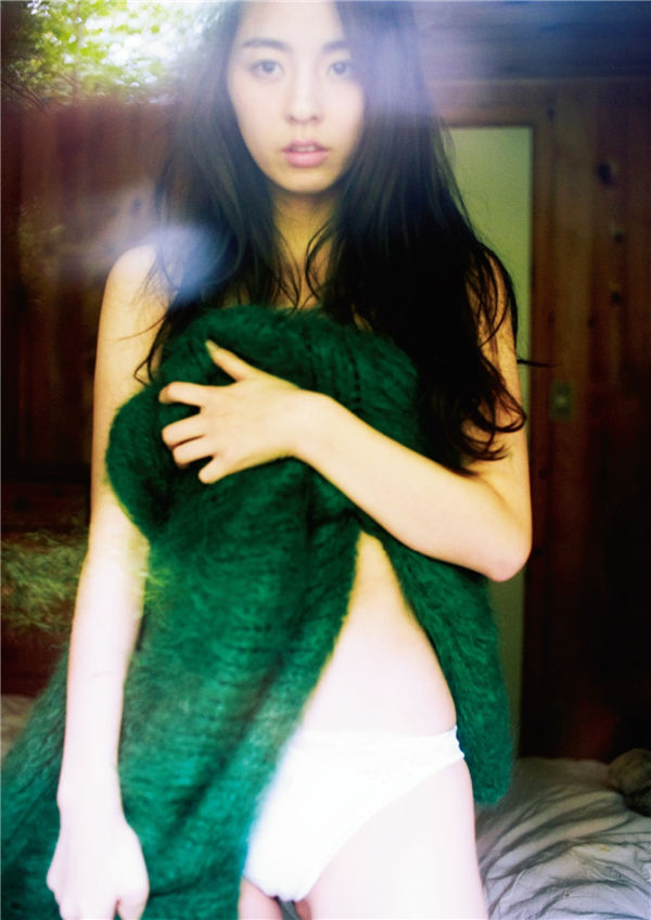 柳百合菜写真集《女っぷり》高清全本[96P]