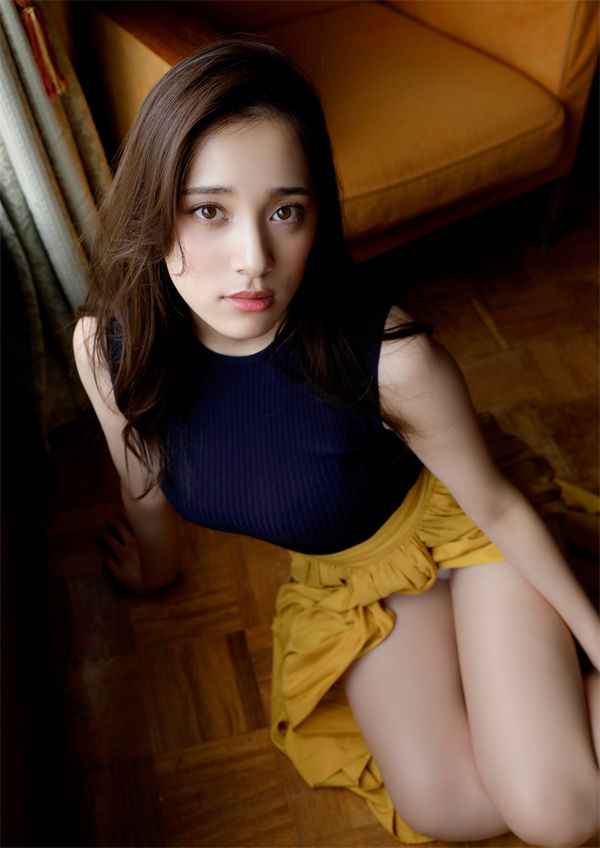 都丸纱也华写真集《ヴィーナスの眼差し》高清全本[100P]