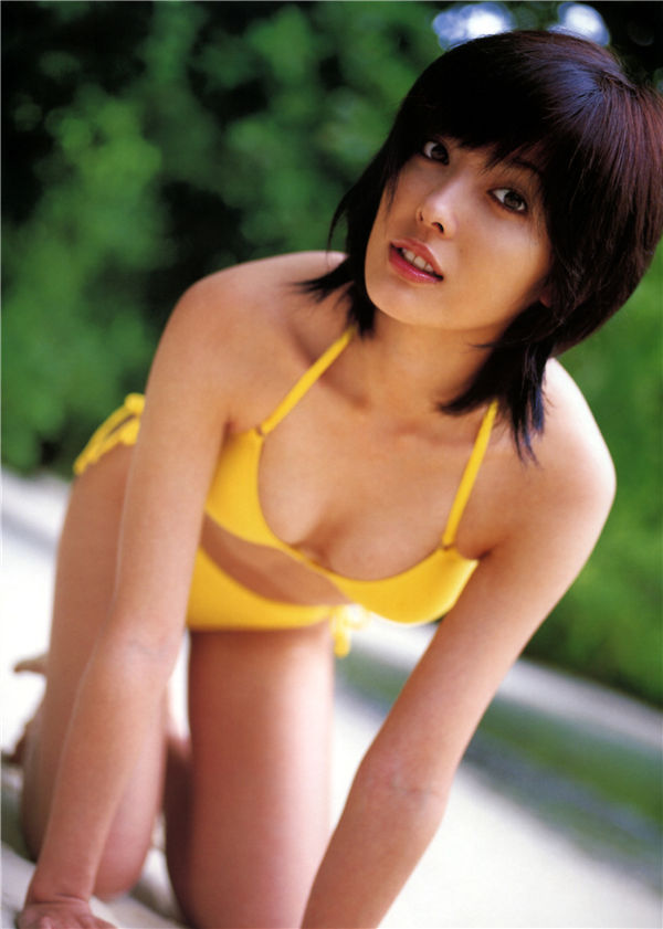 平山绫写真集《はるか》高清全本[79P]