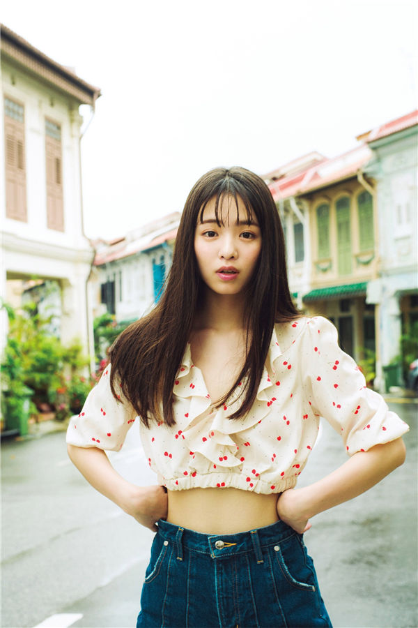 横田真悠写真集《ないしょの＃まゆうだけ》高清全本[53P/1V]