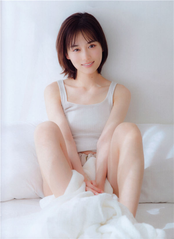 山下美月写真集《WHITE graph 005 2021.03.24》高清全本[57P]