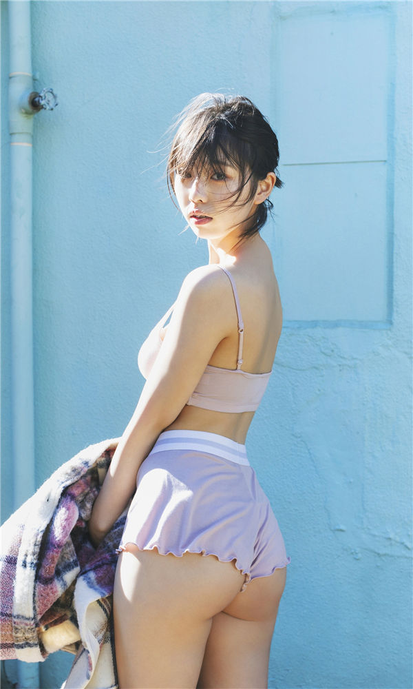 菊地姫奈写真集《春めく、ほのめく》高清全本[67P]