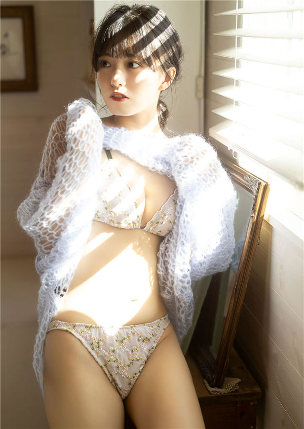 小柴美羽写真集《ポカポカデートしよっ♡》高清全本[49P]