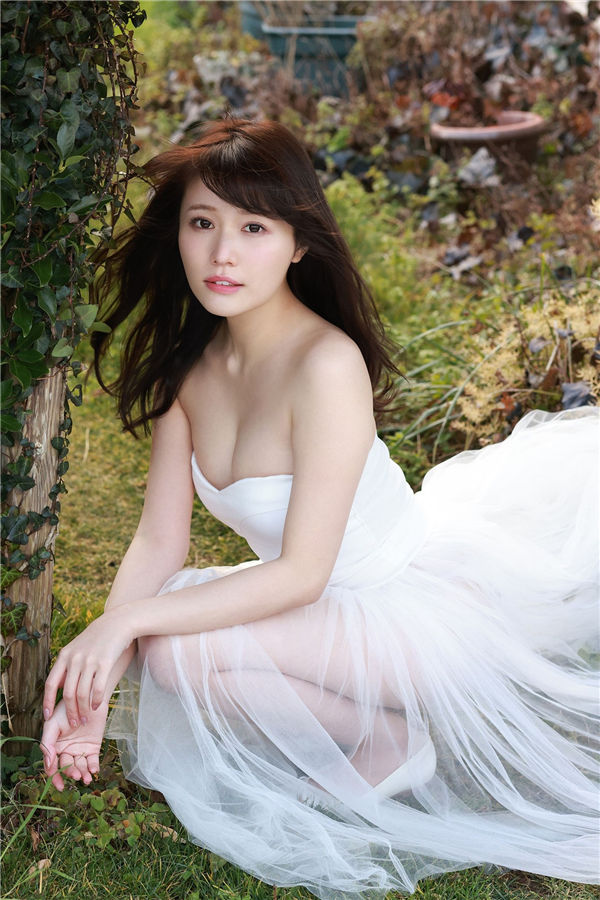 小日向ゆか写真集《甘いカラダ ｖｏｌ．３》高清全本[82P]