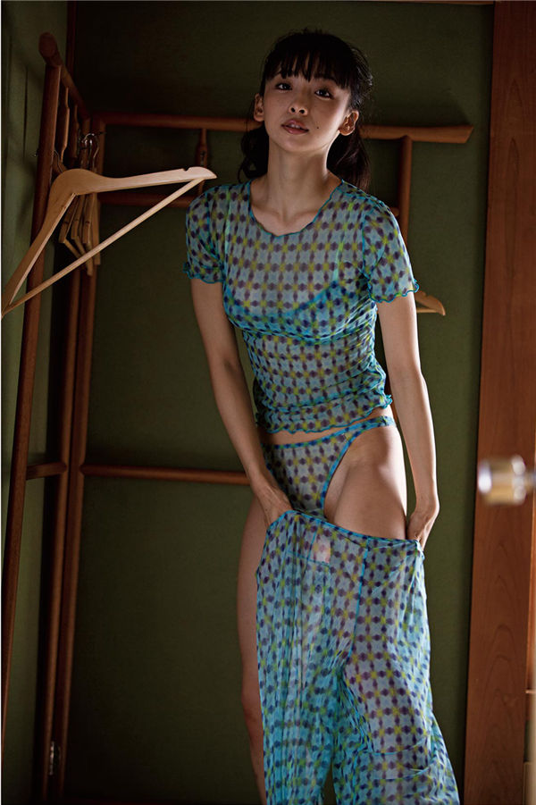 华村飞鸟写真集《月刊 華村あすか　今》高清全本[157P]