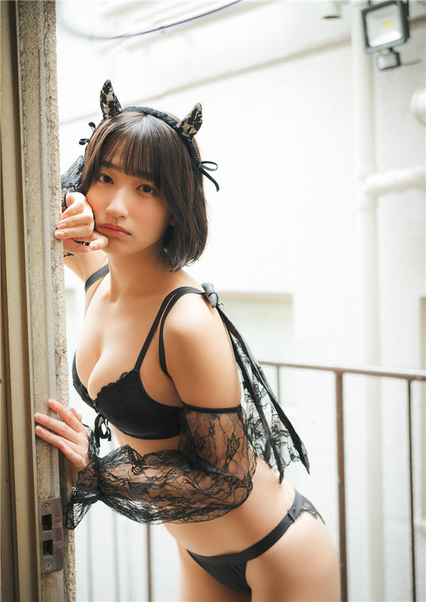 水野瞳写真集《MAKE SOME LOVE！》高清全本[45P]