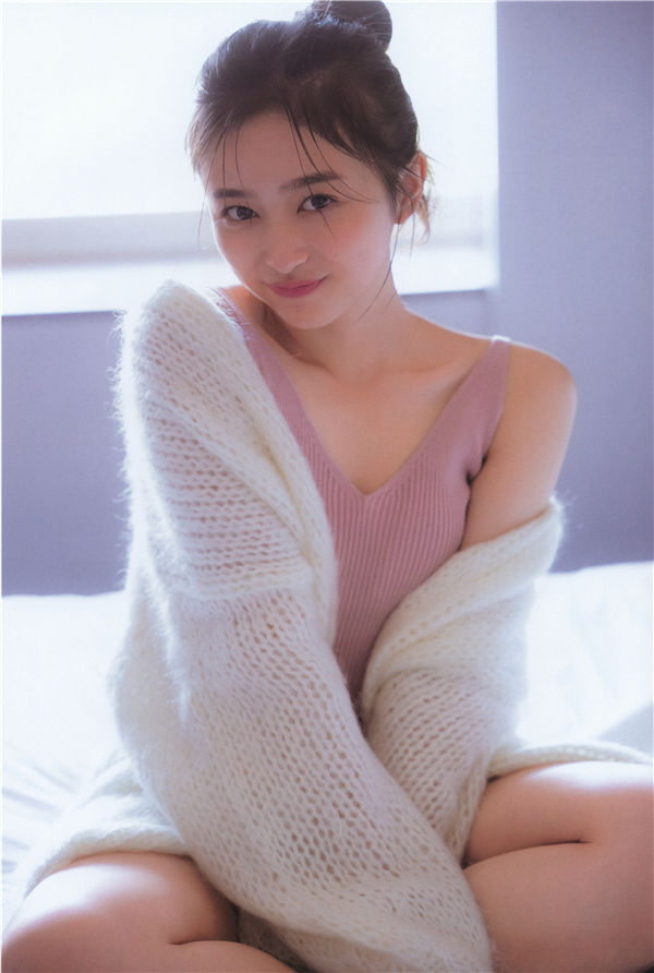 山下美月&amp;贺喜遥香&amp;井上和写真集《TRIANGLE magazine 01》高清全本[137P]