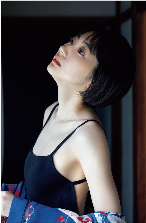 武田玲奈写真集《Rubeus》高清全本[112P]