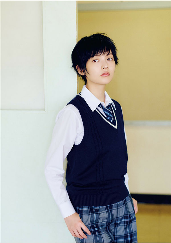 上坂堇写真集《すみぺのAtoZ》高清全本[117P]