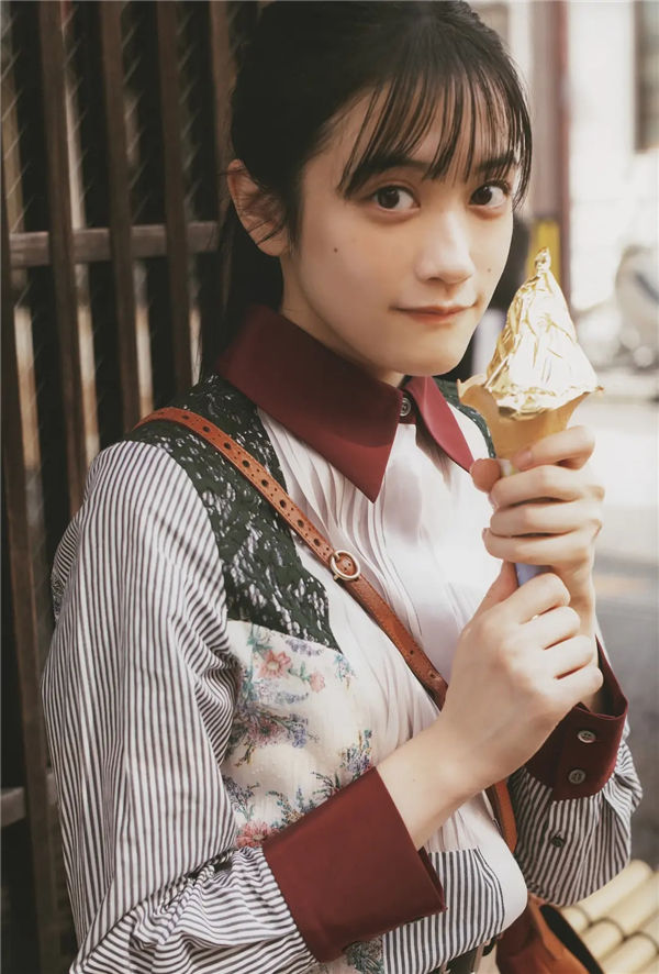 小泉萌香1ST写真集《きみやすみ》高清全本[123P]