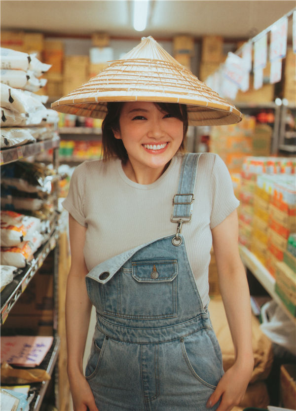 樋口日奈1ST写真集《恋人のように》高清全本[141P]