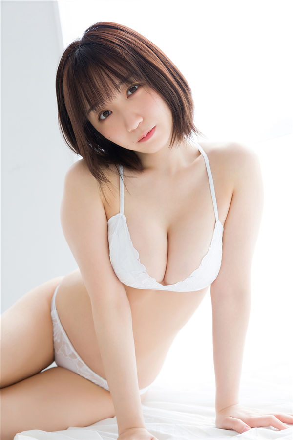 伊织萌写真集《伊織もえBEST II》高清全本[83P]