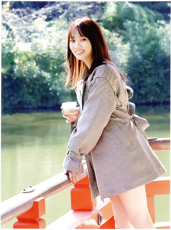 宫田爱萌1ST小说写真书《きらきらし》高清全本[137P]