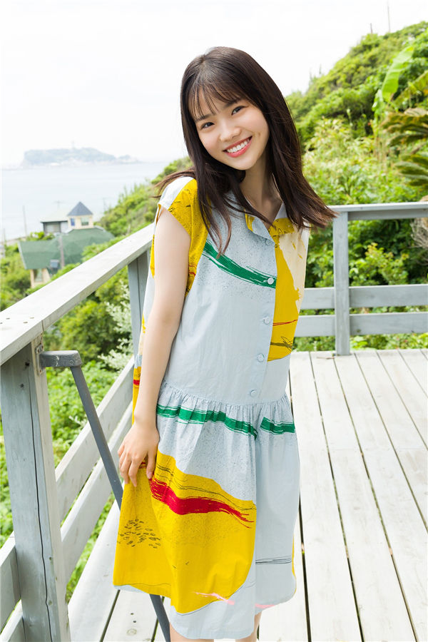 志田琥珀写真集《海街の放課後》高清全本[64P]