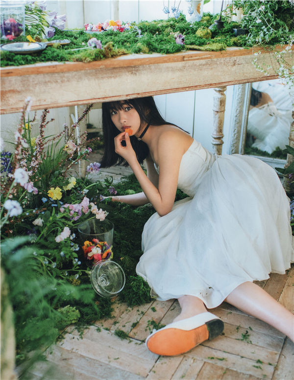 欅坂46写真集《21人の未完成》高清全本[340P]