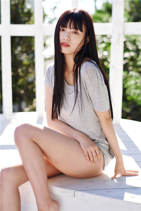 鹤嶋乃爱写真集《ピュアネス》高清全本[142P]